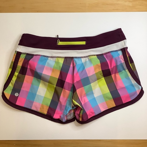 LULULEMON Groovy Run Short in Sea Check Multi - Picture 3 of 9